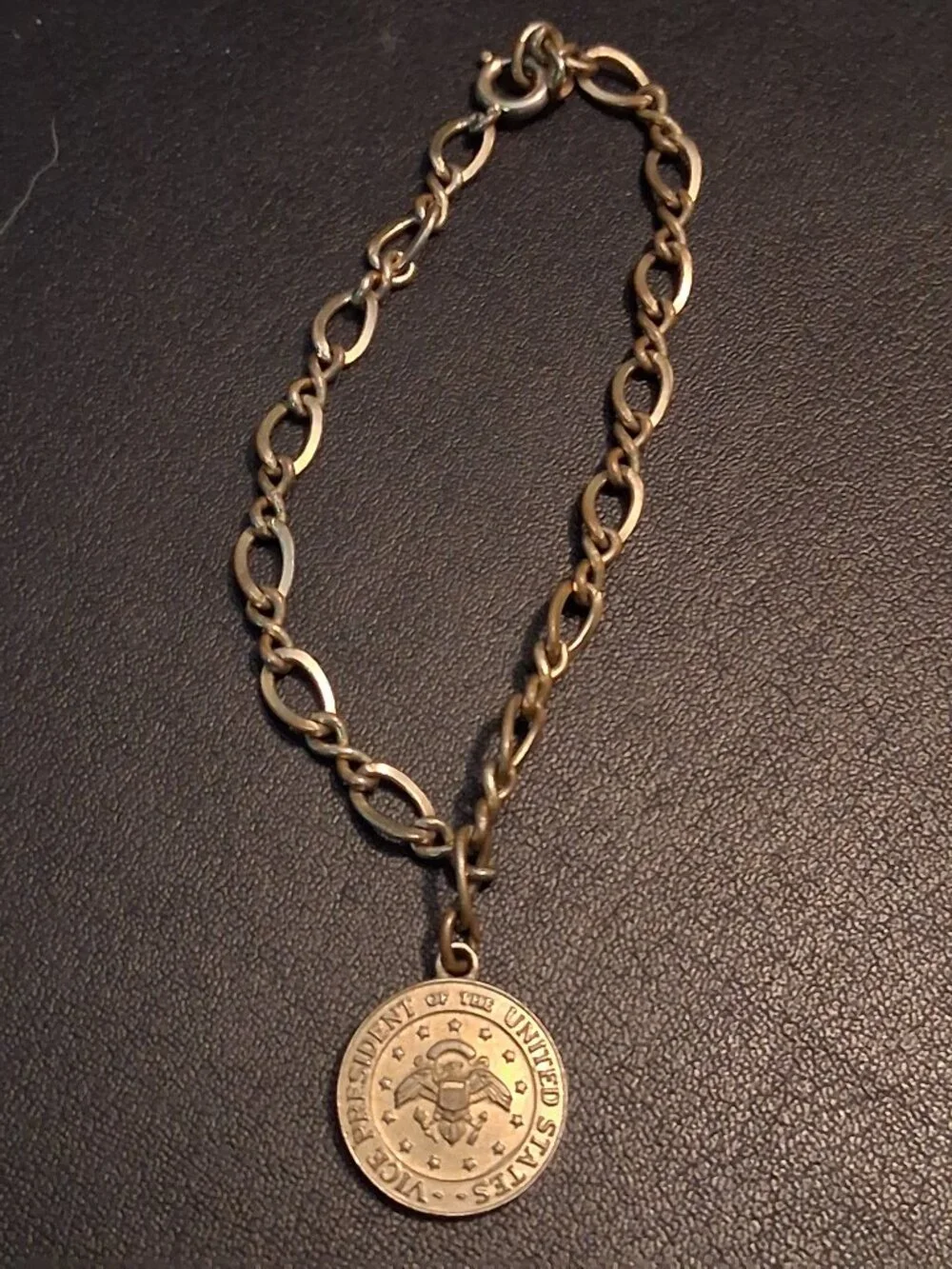 vintage vice presidents medallion
